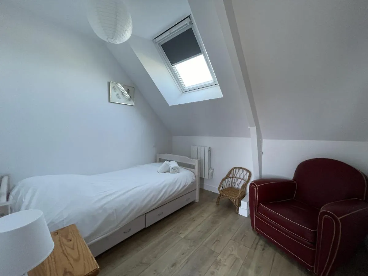 Maison Bretonne 4 Chambres Proche Bourg Et Plage Le Tour-du-Parc Holiday home